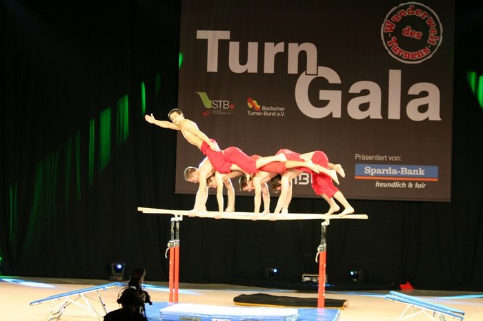 turngala16.jpg